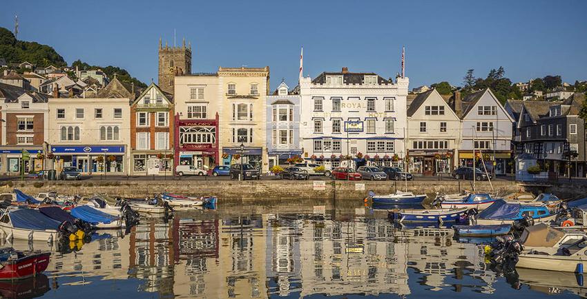 Live In Care in Dartmouth Devon | Care at home in Dartmouth