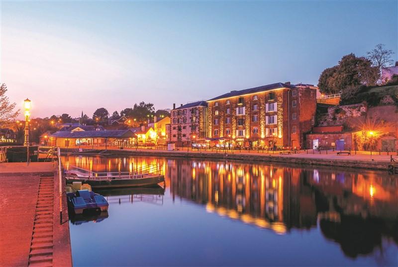 Live In Care in Exeter Devon | Care at home in Exeter