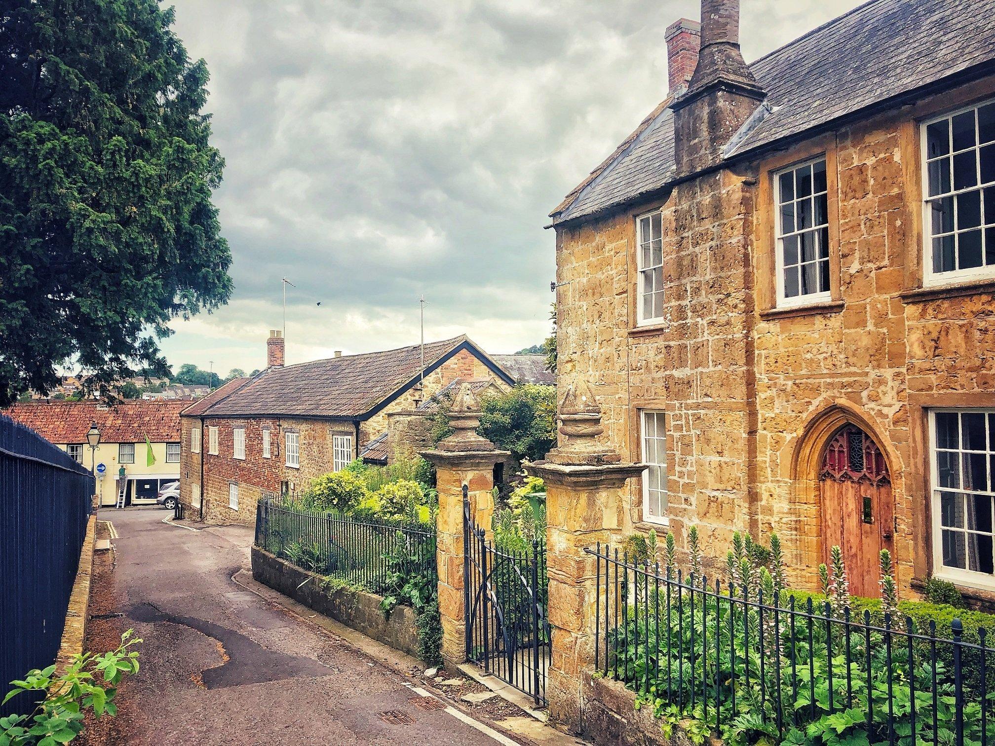 Live In Care in Ilminster Somerset | Care at home in Ilminster