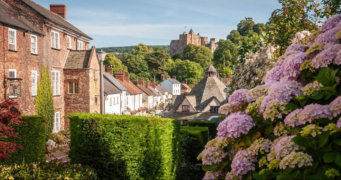 Live In Care in Street Somerset | Care at home in Street